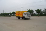 東風(fēng)小霸王爆破器材運(yùn)輸車(chē)